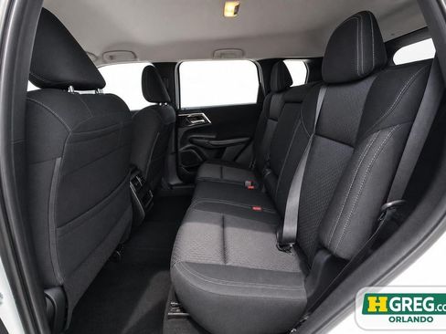 Used 2022 Mitsubishi Outlander ES AWD/4WD image 17