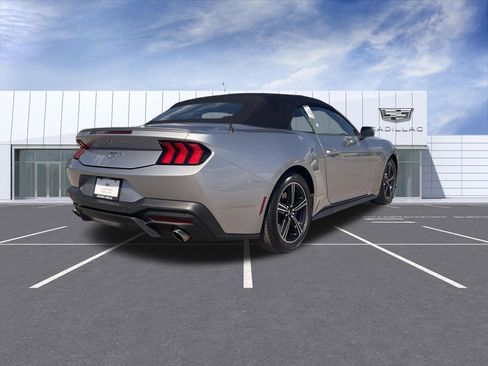 Used 2025 Ford Mustang Premium RWD image 8