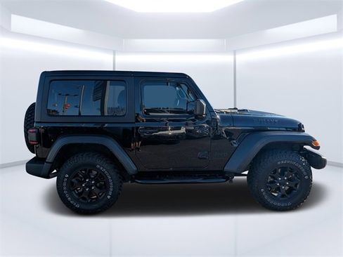 Used 2023 Jeep Wrangler Willys image 3
