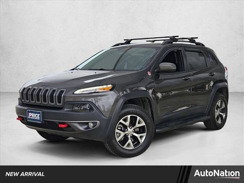 Used 2016 Jeep Cherokee Trailhawk w/ Comfort/Convenience Group image 1