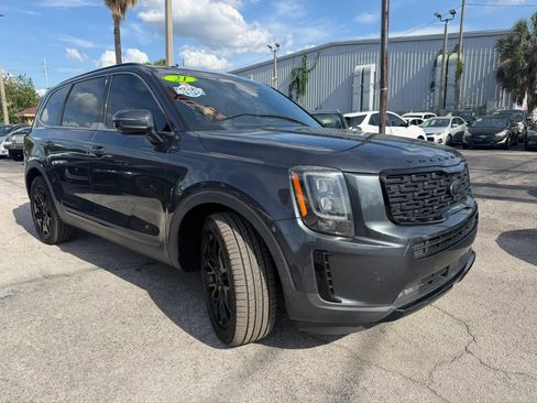 Used 2021 Kia Telluride SX w/ Nightfall Edition Package AWD/4WD image 3