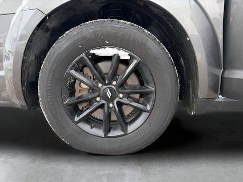 Used 2020 Dodge Journey SE w/ SE Popular Equipment Group image 34