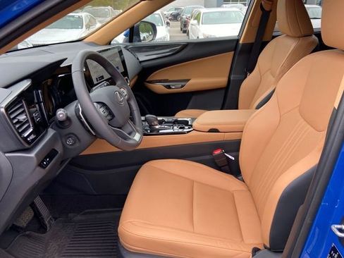 Certified 2025 Lexus NX 350 AWD w/ Accessory Package (2T) image 25