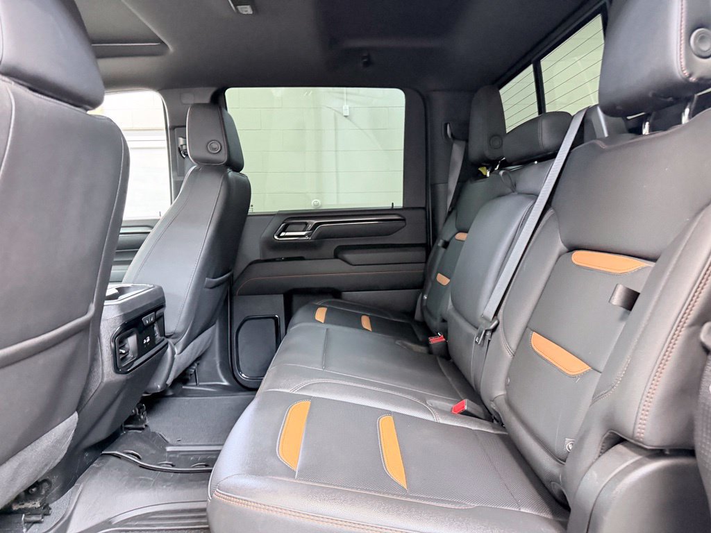 Used 2024 GMC Sierra 2500 AT4 w/ AT4 Premium Plus Package AWD/4WD image 23