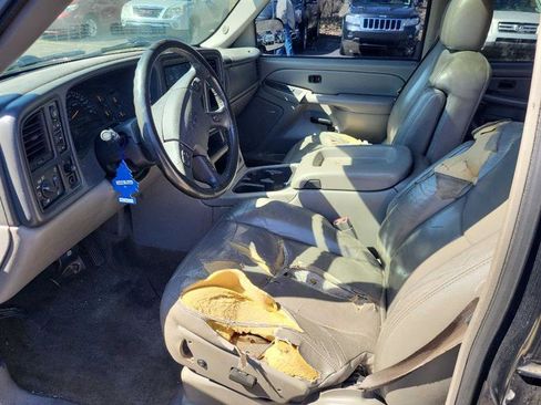 Used 2004 Chevrolet Tahoe Z71 w/ Z71 Preferred Equipment Group image 10