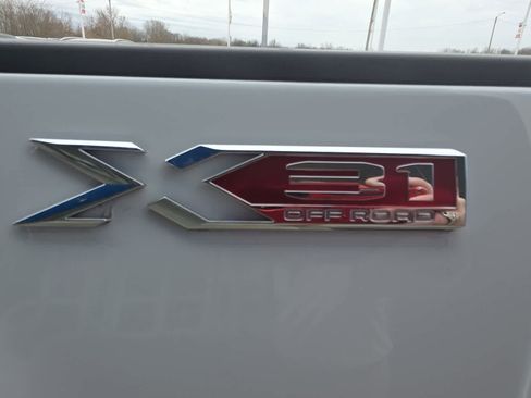 Used 2024 GMC Sierra 2500 Pro image 7