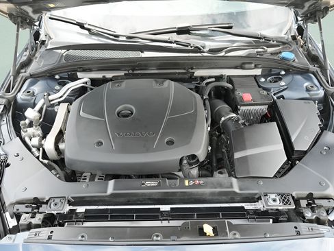 Used 2020 Volvo S60 T5 Momentum w/ Protection Package FWD image 22