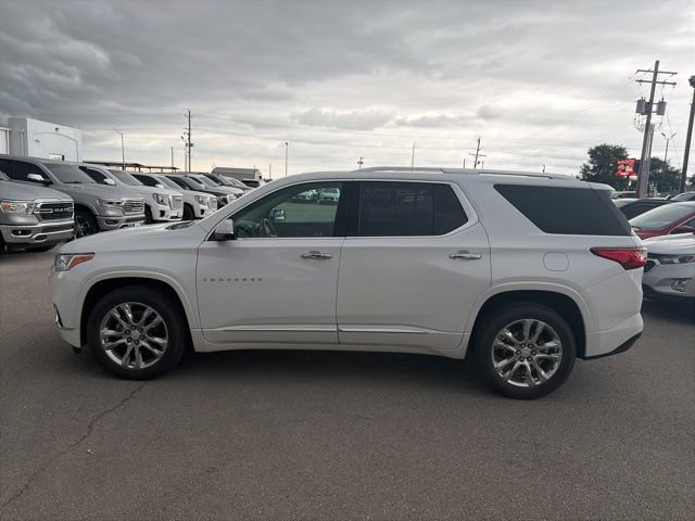 Used 2021 Chevrolet Traverse High Country w/ LPO, Floor Liner Package FWD image 3