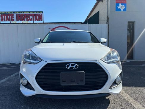 Used 2015 Hyundai Veloster Turbo image 9