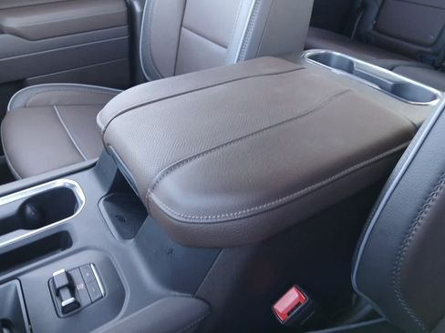 Used 2025 GMC Sierra 1500 Denali w/ Technology Package AWD/4WD image 50