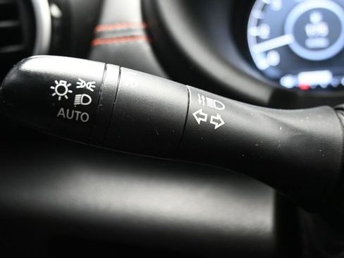 Used 2023 Nissan Kicks SR w/ Exterior Package image 27