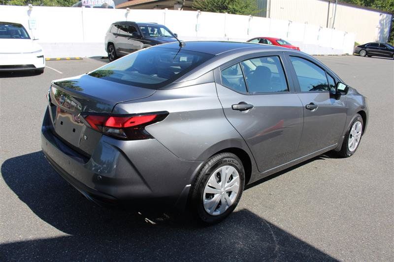 Used 2025 Nissan Versa S w/ Trunk Package FWD image 7