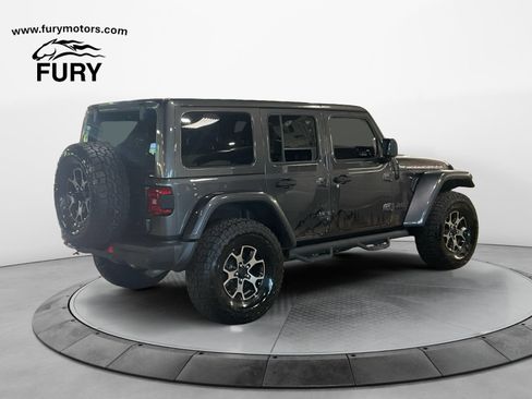 Used 2018 Jeep Wrangler Unlimited Rubicon AWD/4WD image 3
