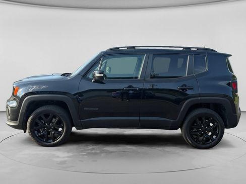 Used 2023 Jeep Renegade Altitude w/ Sun/Sound Group AWD/4WD image 3