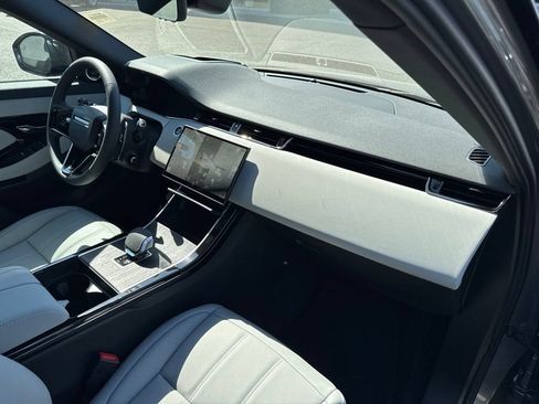 New 2026 Land Rover Range Rover Evoque S AWD/4WD image 20