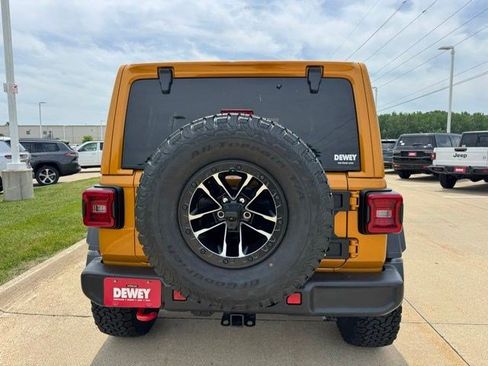 New 2026 Jeep Wrangler Unlimited Rubicon AWD/4WD image 6