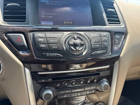 Used 2016 Nissan Pathfinder SL w/ SL Tech Package AWD/4WD image 21