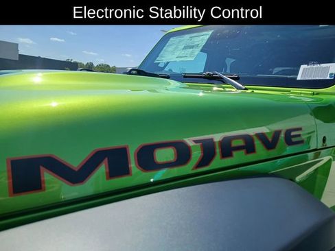 New 2025 Jeep Gladiator Mojave w/ Safety Group image 31