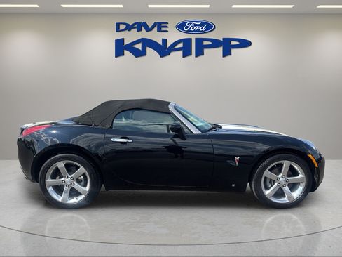 Used 2007 Pontiac Solstice GXP w/ Premium Package RWD image 8