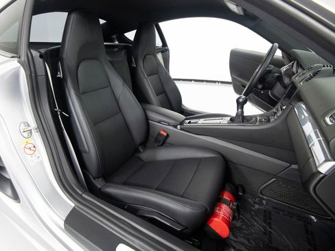 Certified 2024 Porsche 718 Cayman S RWD image 39