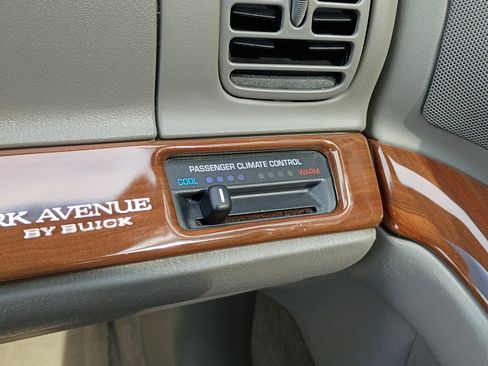 Used 2003 Buick Park Avenue FWD image 27