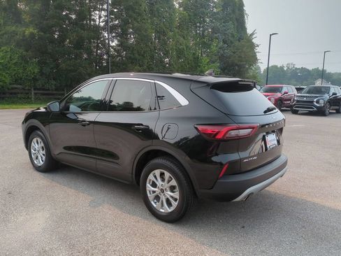 Used 2024 Ford Escape Active AWD/4WD image 7