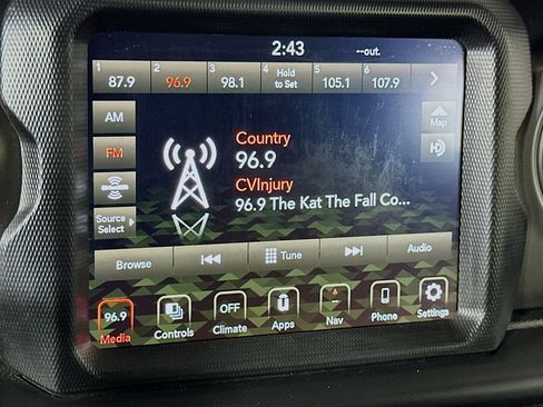 Used 2022 Jeep Wrangler Sport S image 19