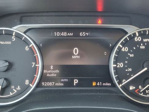 Used 2023 Nissan Rogue SV image 10