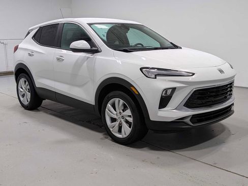 Used 2024 Buick Encore GX Preferred image 7