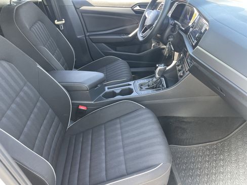 Used 2024 Volkswagen Jetta Sport FWD image 11