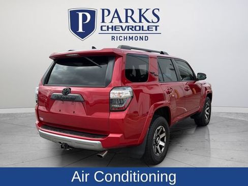 Used 2021 Toyota 4Runner TRD Off-Road Premium w/ Moonroof Package AWD/4WD image 7