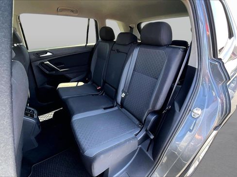 Used 2019 Volkswagen Tiguan S FWD image 25