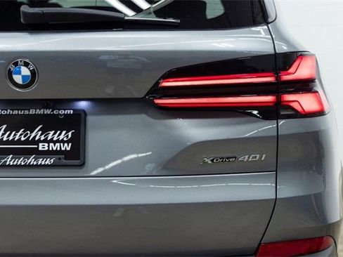 Certified 2025 BMW X5 xDrive40i w/ Premium Package image 14