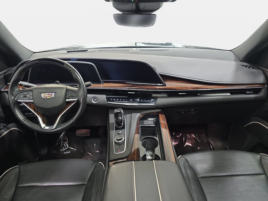 Used 2022 Cadillac Escalade Premium Luxury w/ Performance Package AWD/4WD image 10