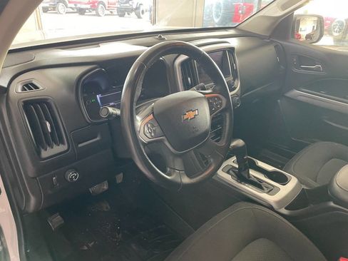 Used 2018 Chevrolet Colorado LT w/ LT Convenience Package image 20