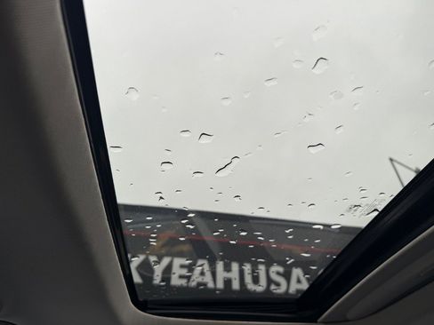 Used 2016 Ford Fusion Titanium image 13