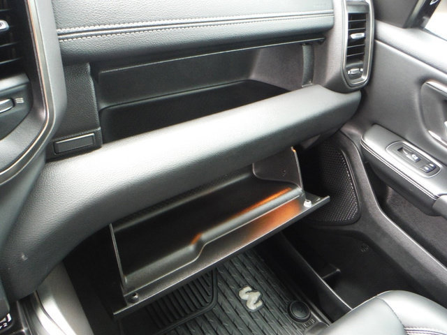 Used 2019 RAM 1500 Sport w/ Level 2 Equipment Group AWD/4WD image 42