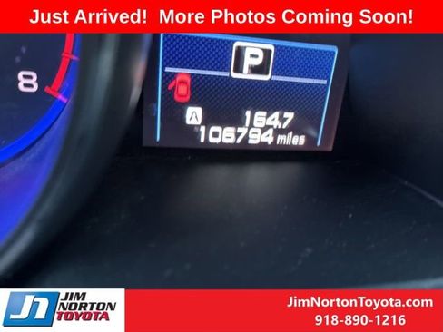 Used 2017 Subaru Legacy 2.5i Limited image 11