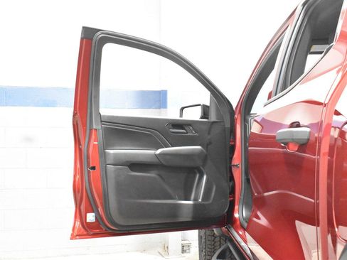Used 2026 Chevrolet Colorado Trail Boss AWD/4WD image 11