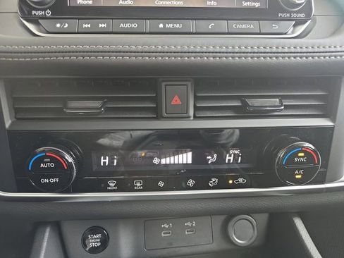 New 2026 Nissan Rogue SV image 4