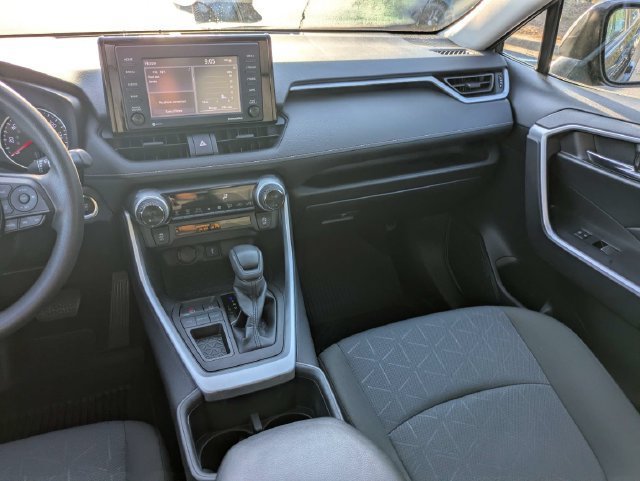 Certified 2022 Toyota RAV4 XLE FWD image 19