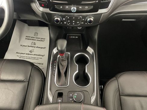 Used 2023 Chevrolet Traverse RS FWD image 14