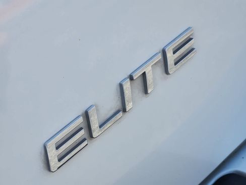 Used 2018 Honda Odyssey Elite image 11