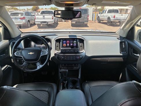Used 2017 Chevrolet Colorado Z71 AWD/4WD image 21
