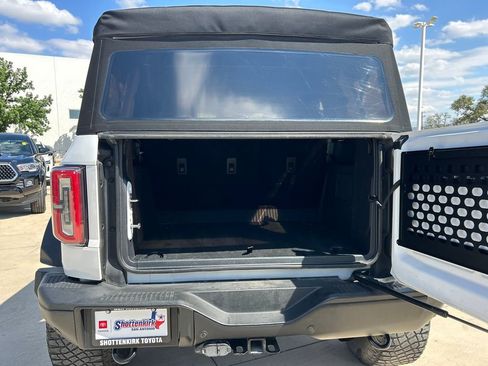 Used 2021 Ford Bronco Badlands image 14