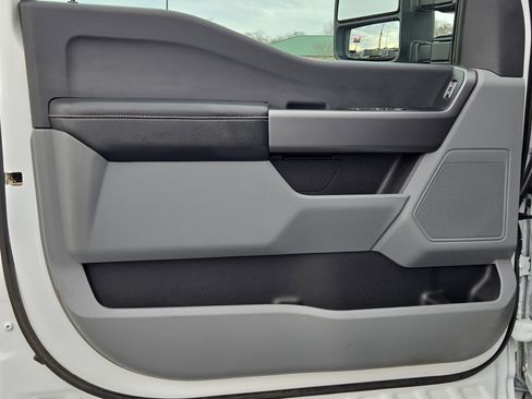 Used 2025 Ford F250 XLT image 19