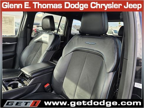 Used 2022 Jeep Grand Cherokee Trailhawk w/ Luxury Tech Group III image 21