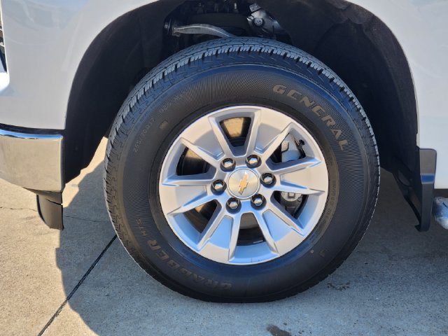 Used 2025 Chevrolet Silverado 1500 W/T RWD image 17