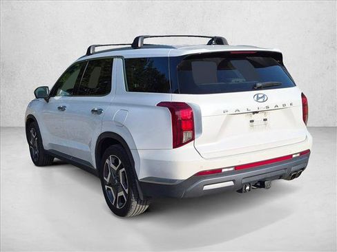 Used 2024 Hyundai Palisade Limited FWD image 7