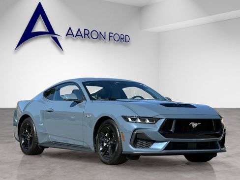 Used 2024 Ford Mustang GT RWD image 8